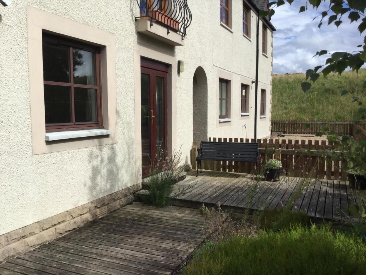 Two-Bedroom Apartment - Golf View Free Parking Inverness Eksteriør bilde