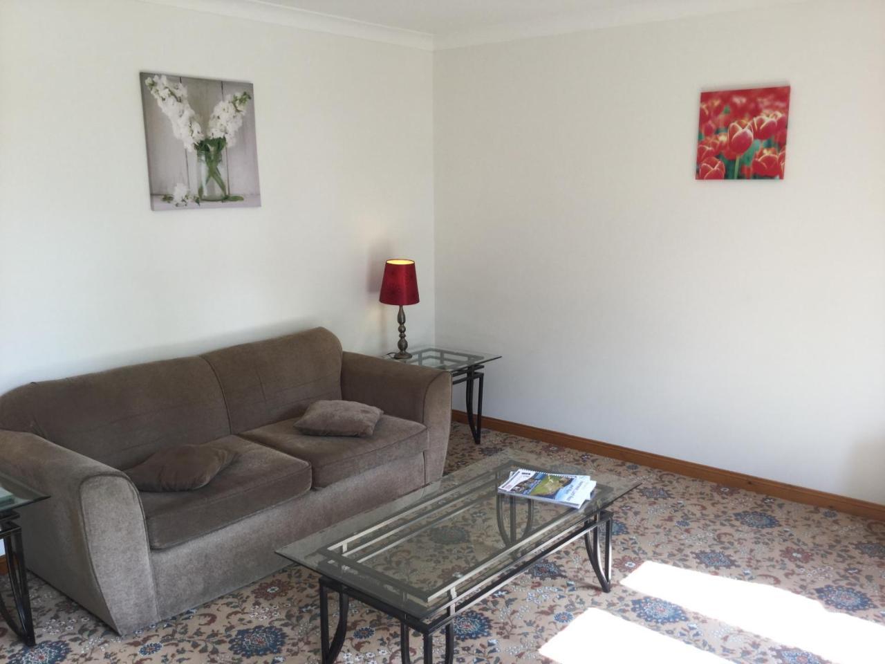 Two-Bedroom Apartment - Golf View Free Parking Inverness Eksteriør bilde